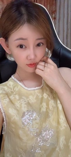 小痴儿今日休的图片