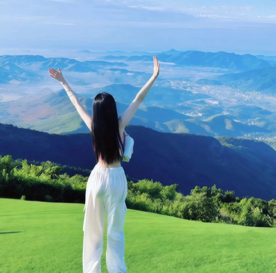 💐小乖～海报