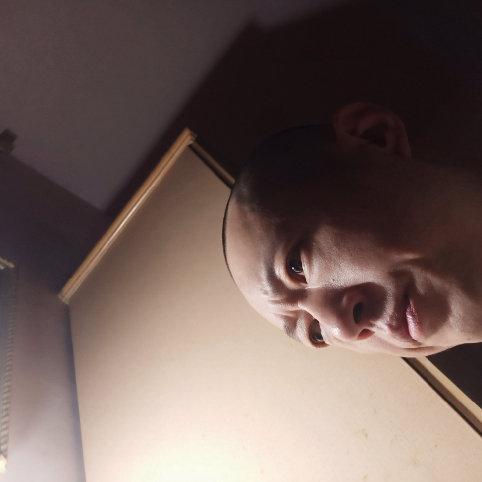 雯雯爸r海报