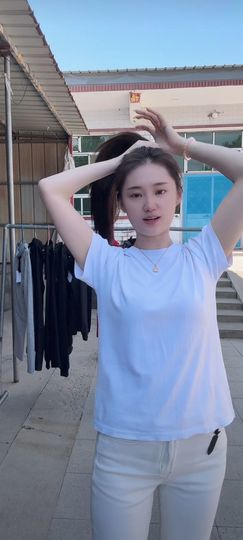 强哥阿力主播照片