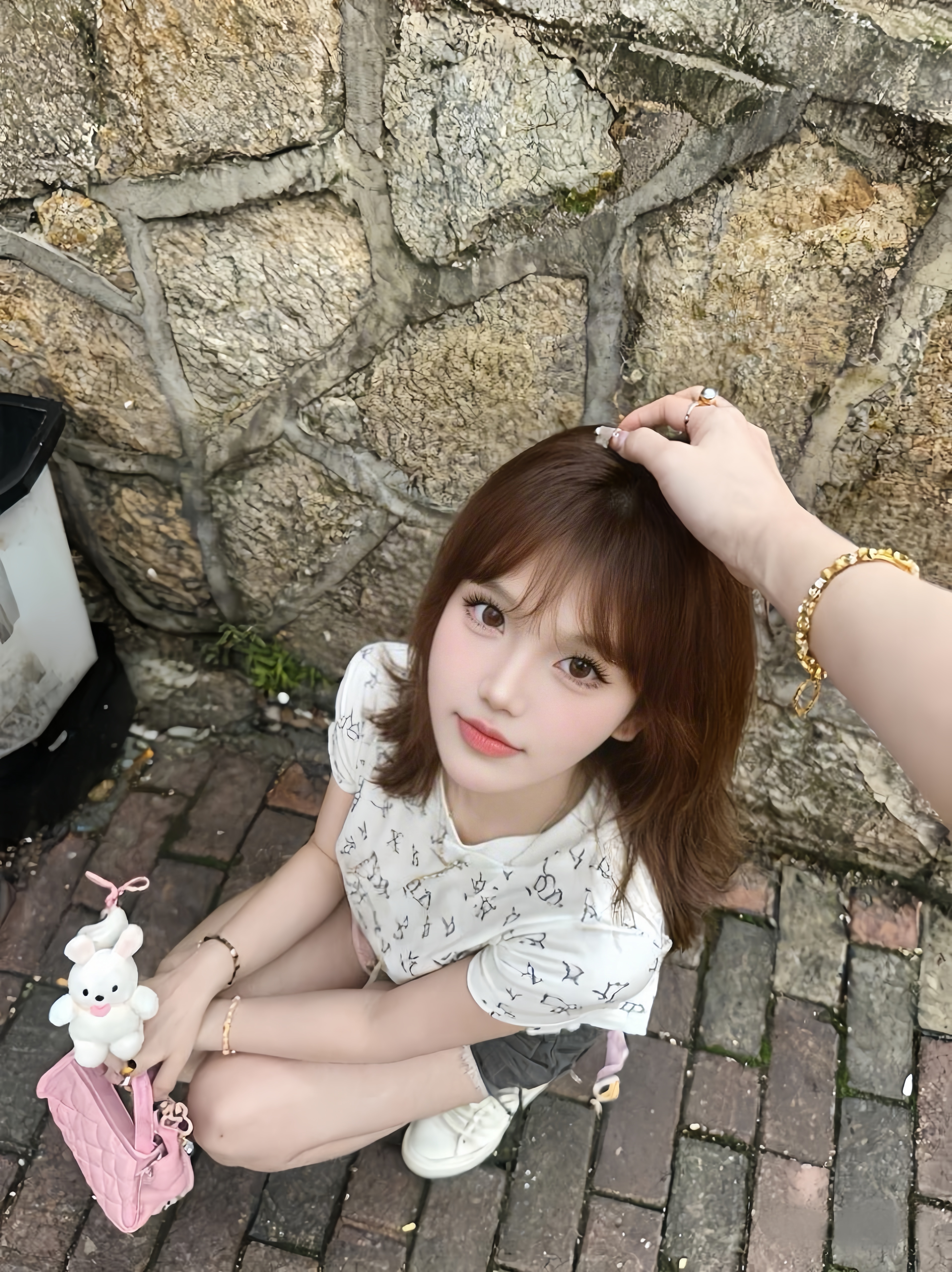 小含饱饱（财迷版主播图片