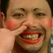生活不易，小艺拉√