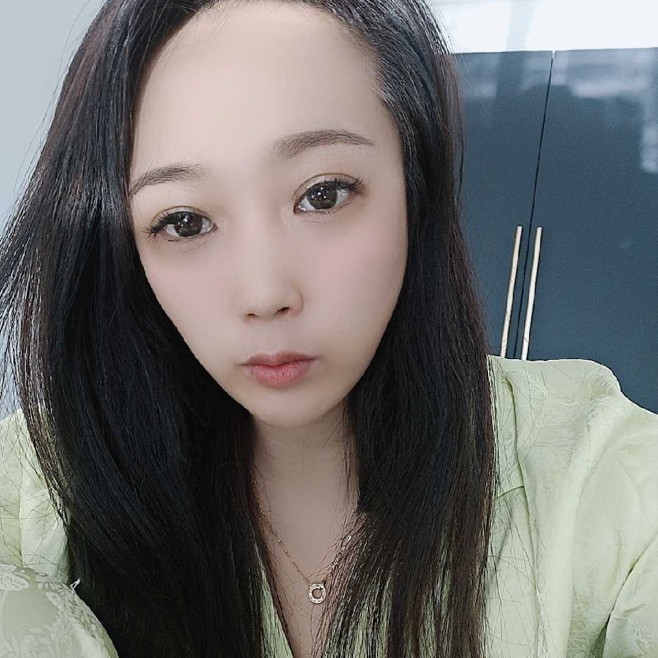 小朵朵耶海报