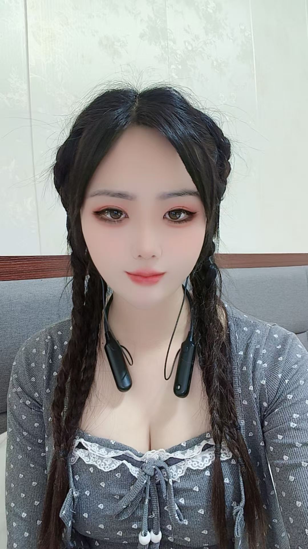妞妞徒步三亞主播圖片