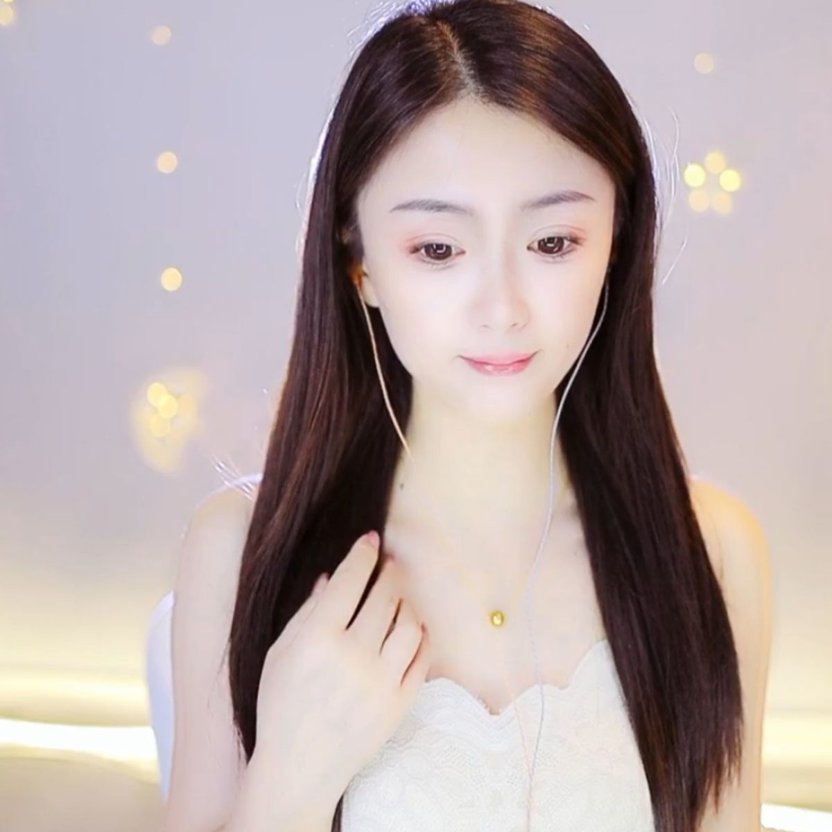 小雪€茶亦醉人酒何用主播图片