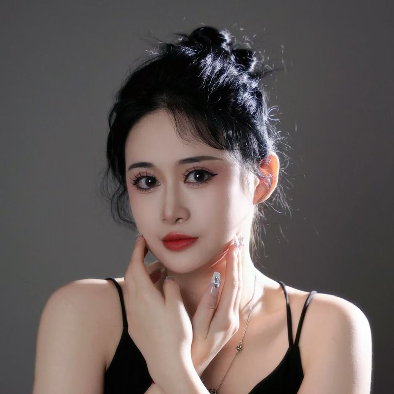 米米米妮的主播海报