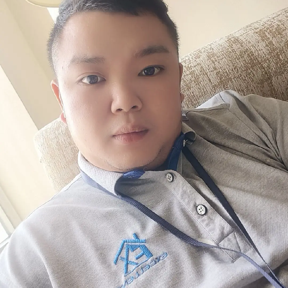 love荣儿的文仔海报