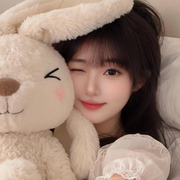 子依🐍头像