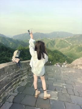 乔百万.否极泰来主播照片