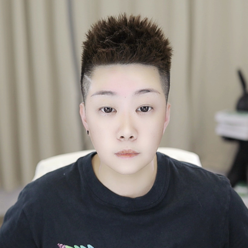 新人晓七
