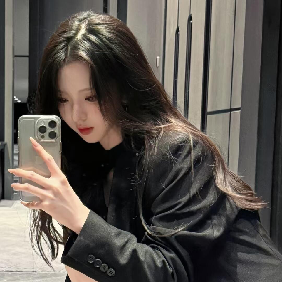 玫瑰女友♥只为你着迷海报