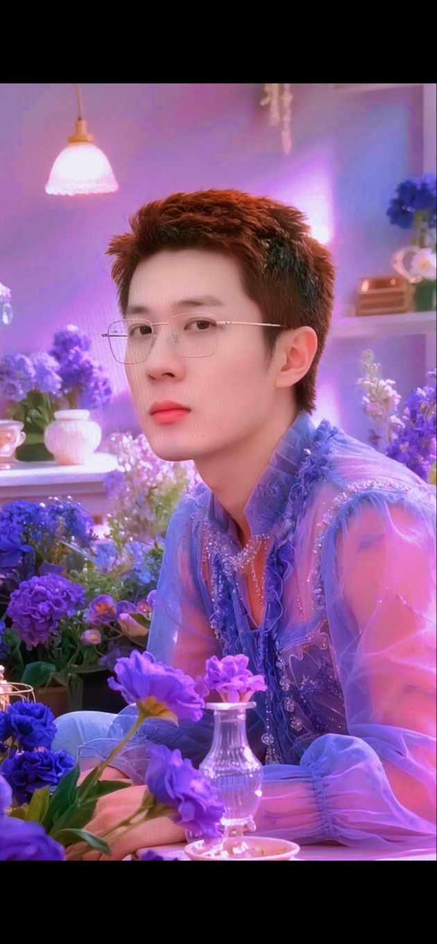 ☜花香染晨☞主播图片
