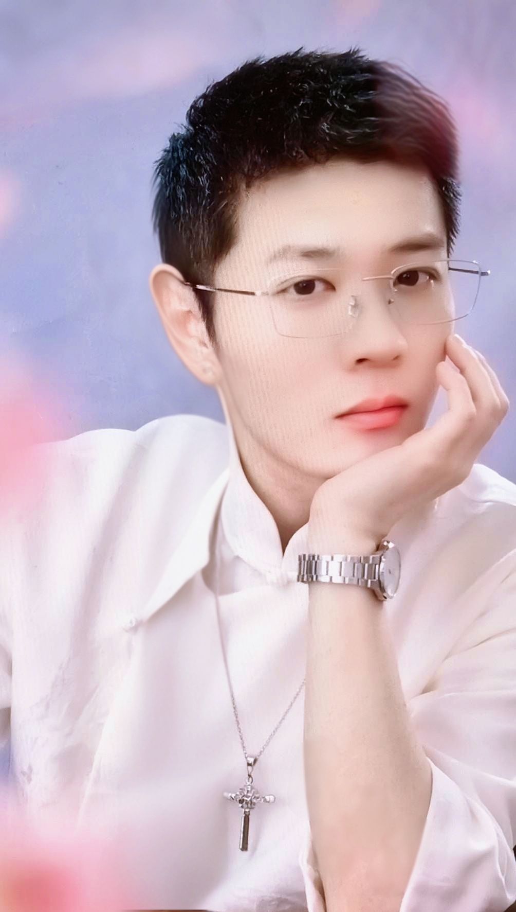 ☜花香染晨☞主播图片