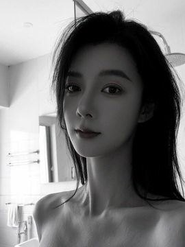 大气大长腿💕的图片