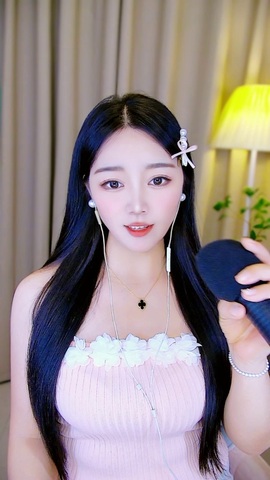 梦梦在唱歌求百元榜的图片