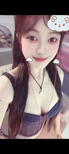 小沐沐爱表演的图片