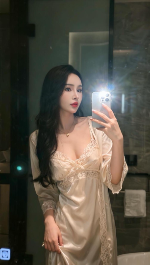 新人小百合海报