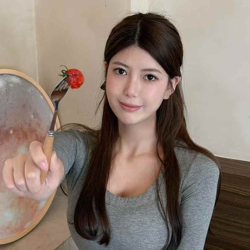 西喜希的主播海报