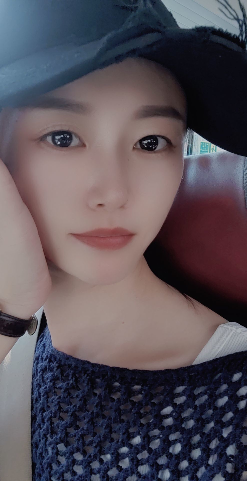 99。唱歌滴主播图片