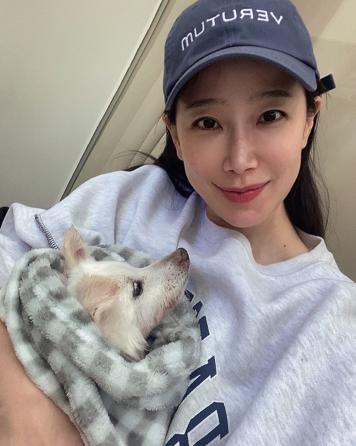 艾利克斯rv玫主播图片