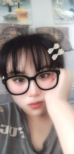 吴佳琦夏雨初晴的图片