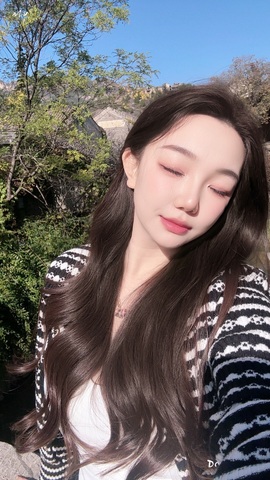 葡萄Vvv的图片