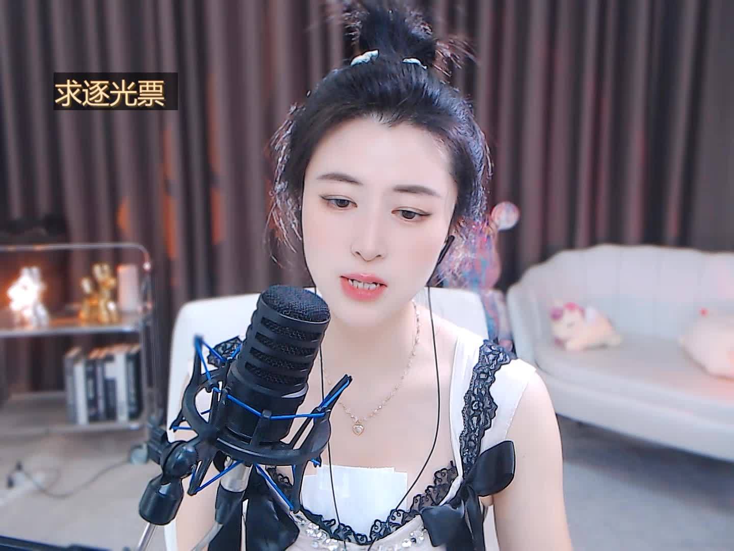 《花的嫁纱》