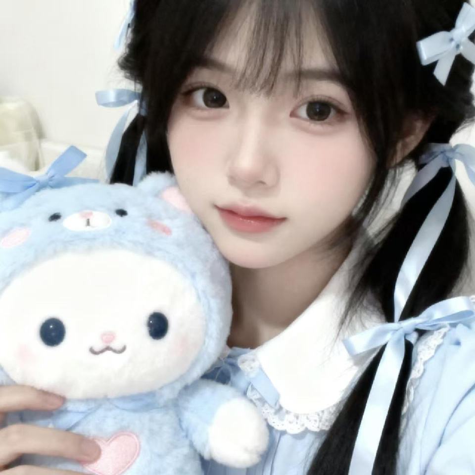 蛋挞🌹海报