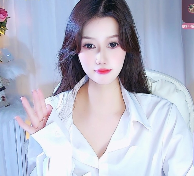鱼籽酱♊坚持坚持主播图片