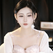 扶我起来我还能舔