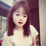 新人小8.
