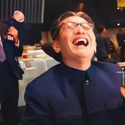 乔的笑让世界不再聒噪