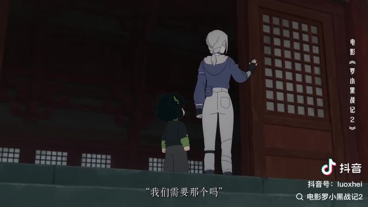 阳光轻抚大地，唤醒沉