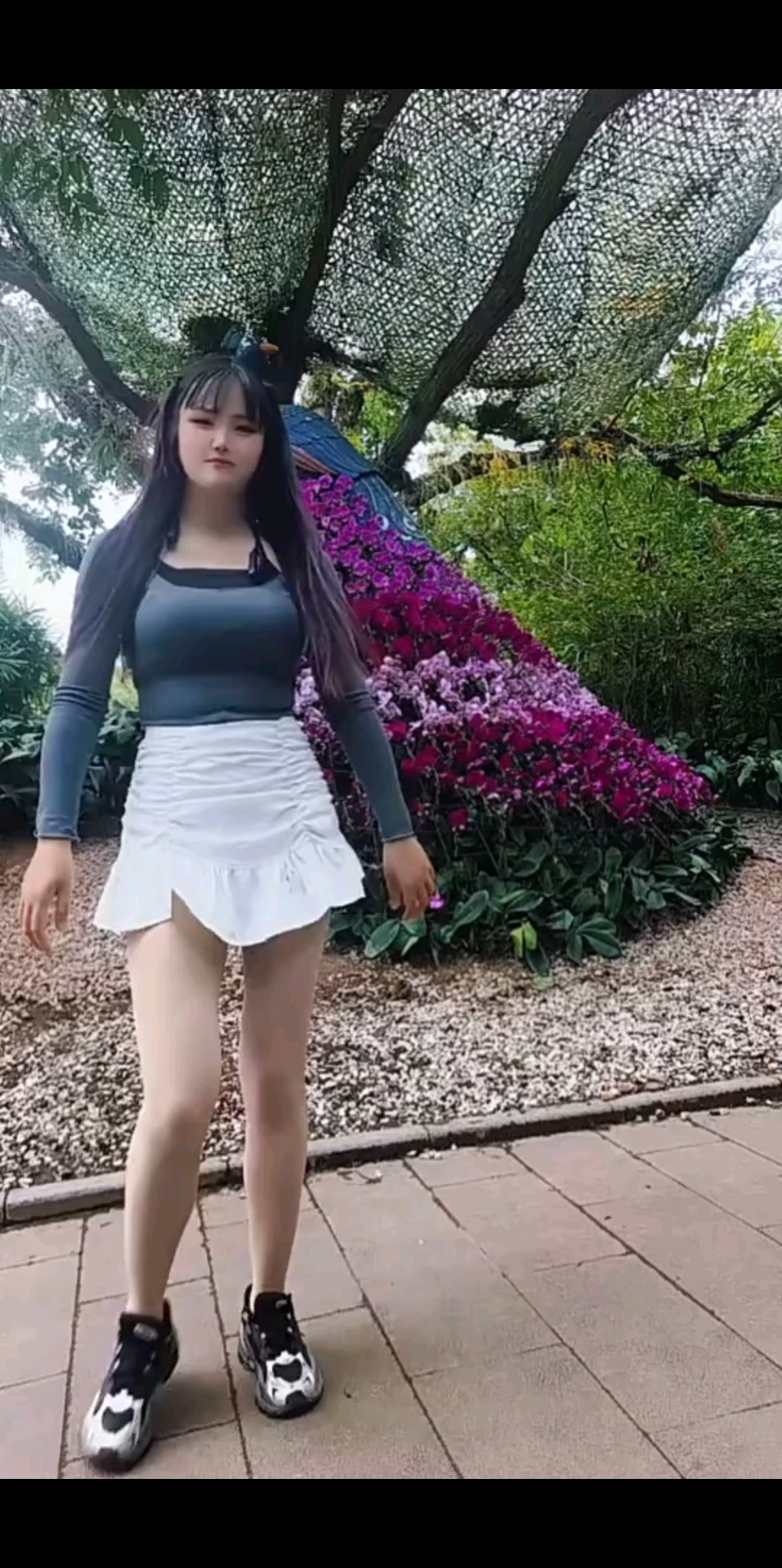 🙄🙄🙄现在发作品都有