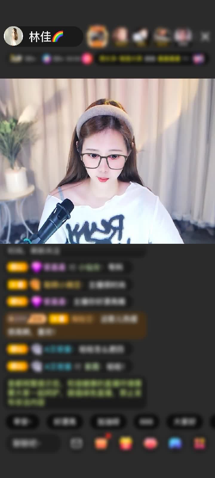 感谢神秘人赠送狮吼天下1个