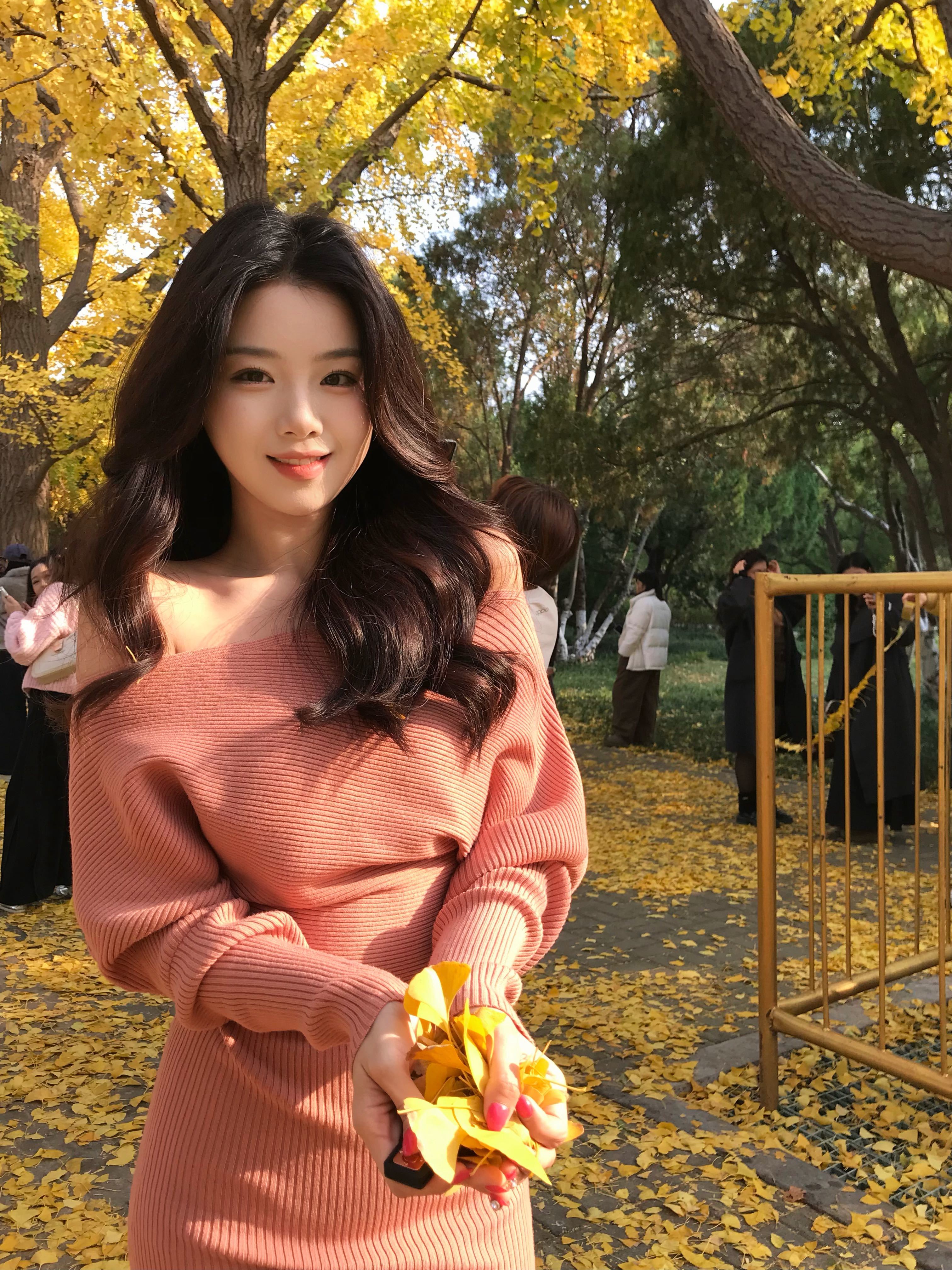 啾咪甜心点舞啦主播图片