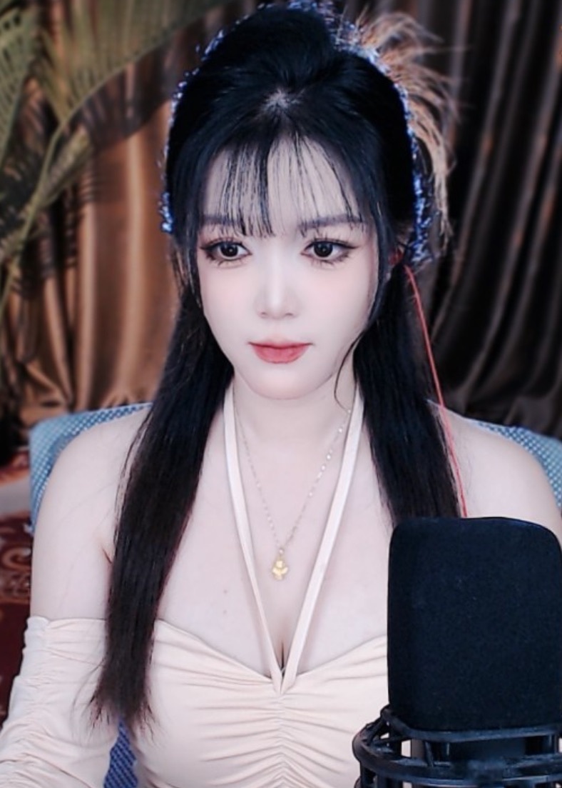 小喵缺人疼💔主播图片