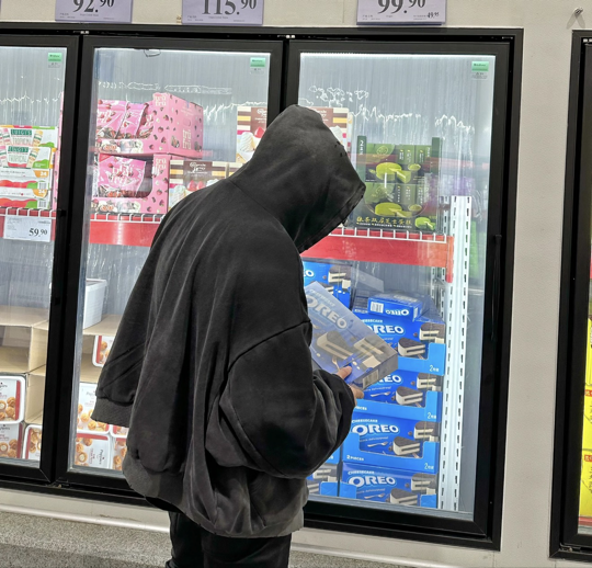 一颗葡萄🍇海报