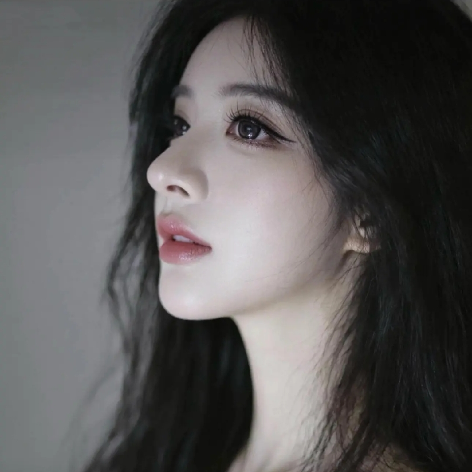 至尊神秘人77海报