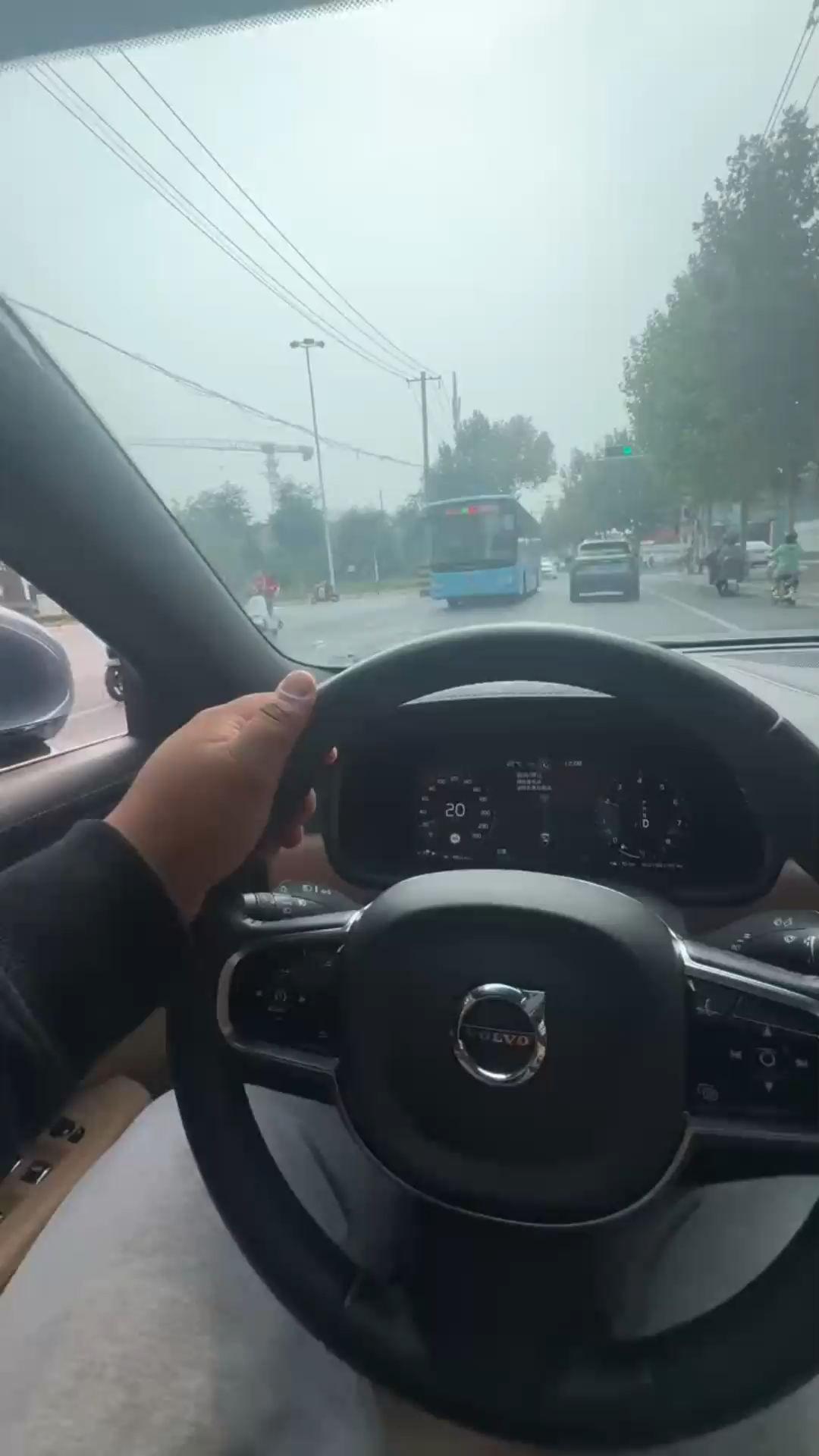 上等人，沒脾氣，有本