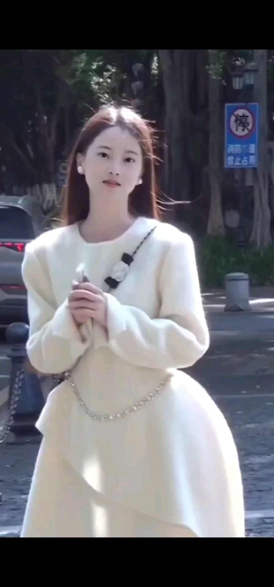 笑只是一种表情与快乐