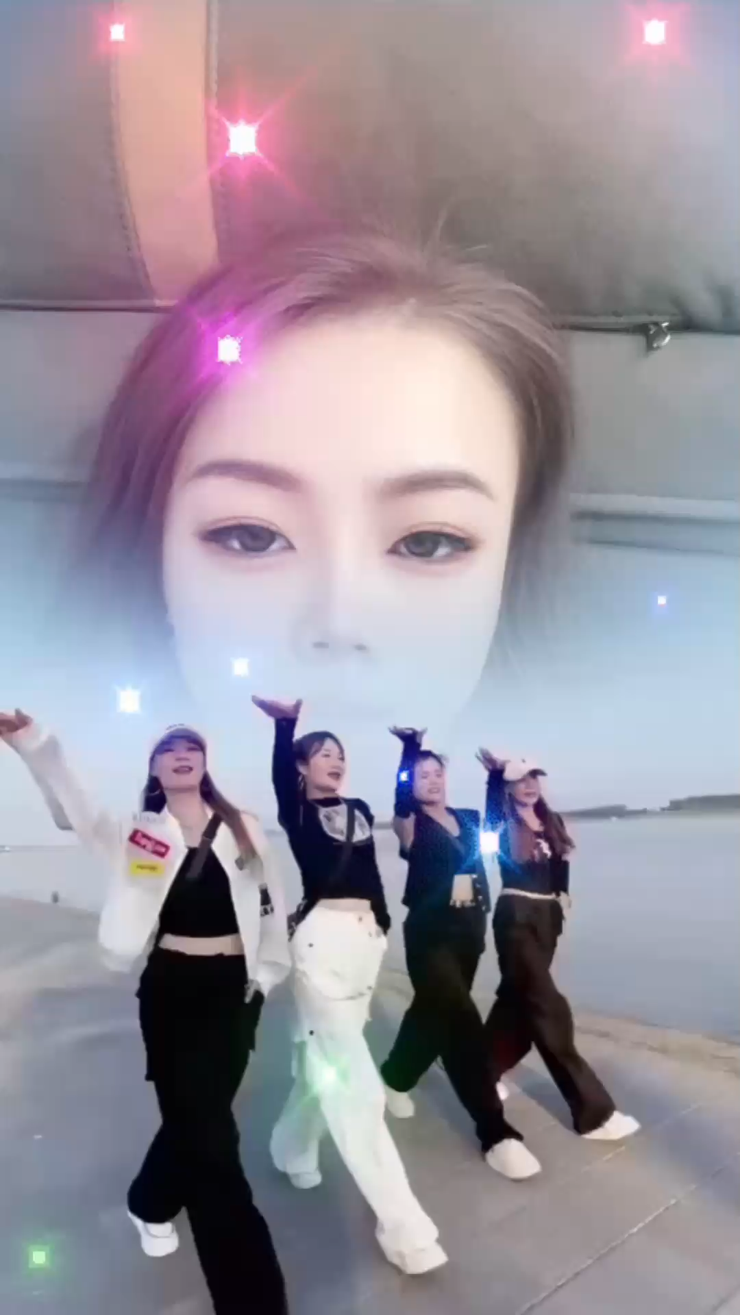 不易是路，坚韧是灯，