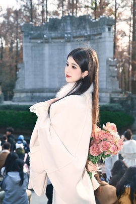 雪雪又胖了的图片