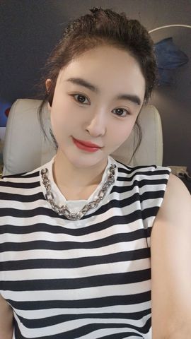 青杉🎤回村手机播主播照片