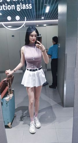 青杉🎤回村手机播主播照片