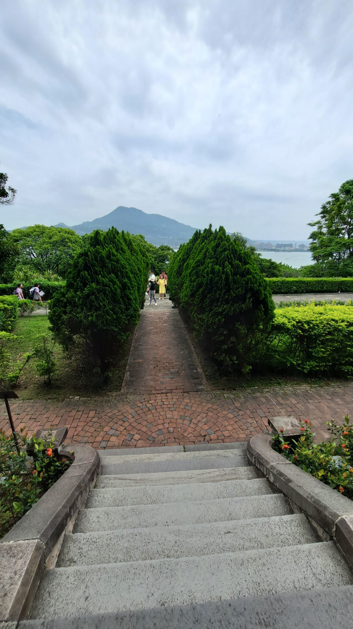 一只楚楚熊☆主播图片