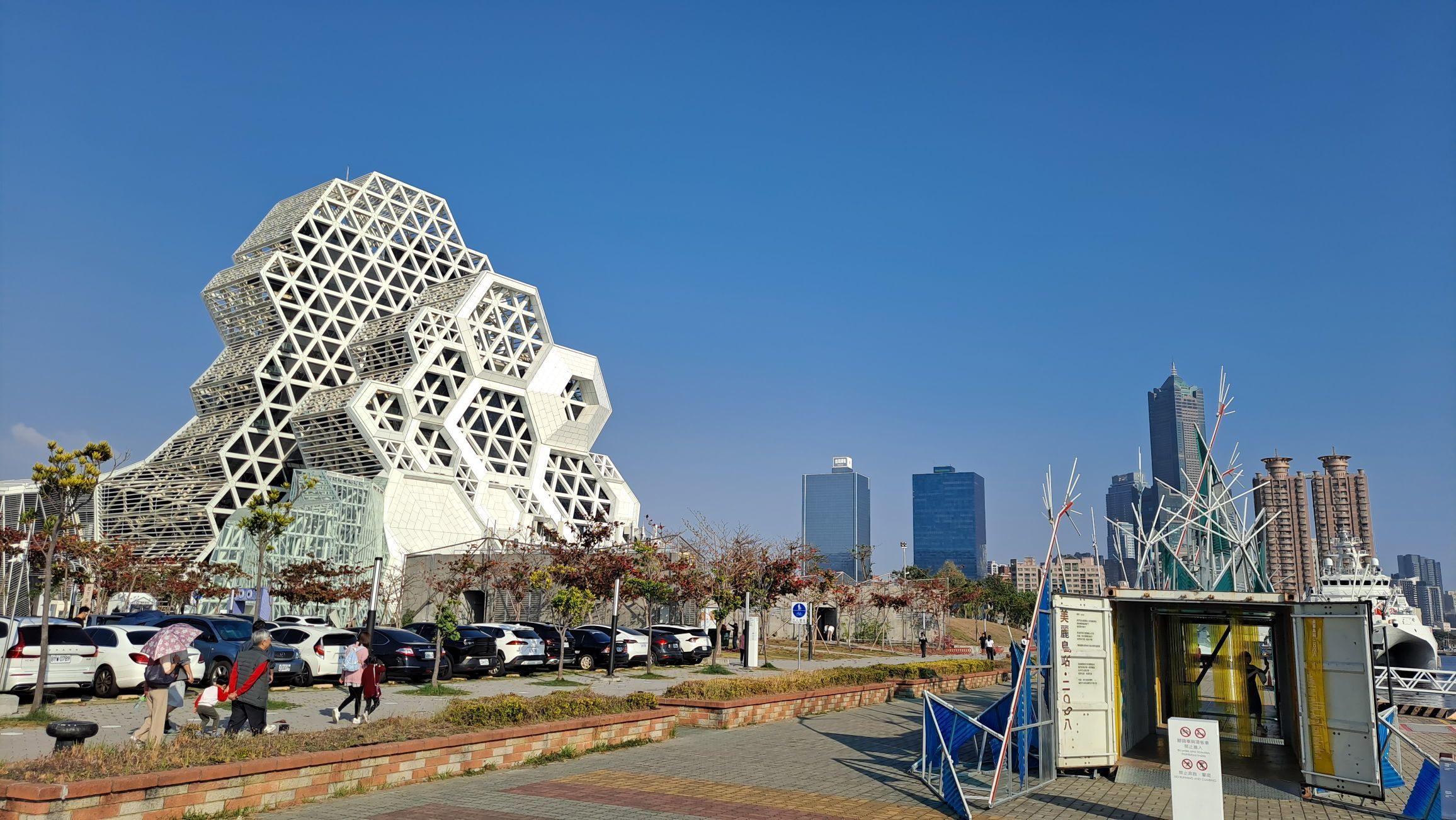 一只楚楚熊☆主播图片