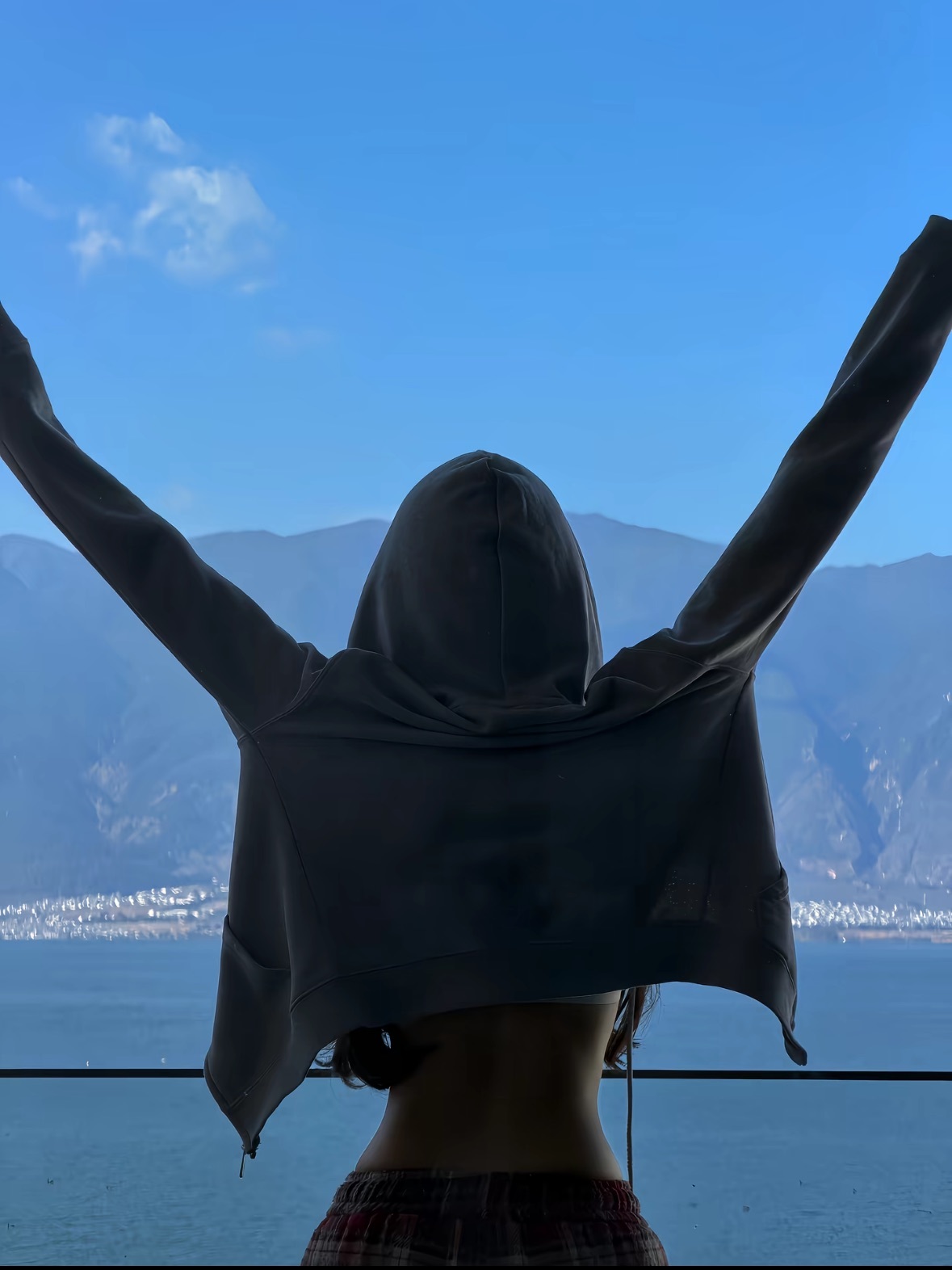 抱抱馨🤒💌一号播主播图片