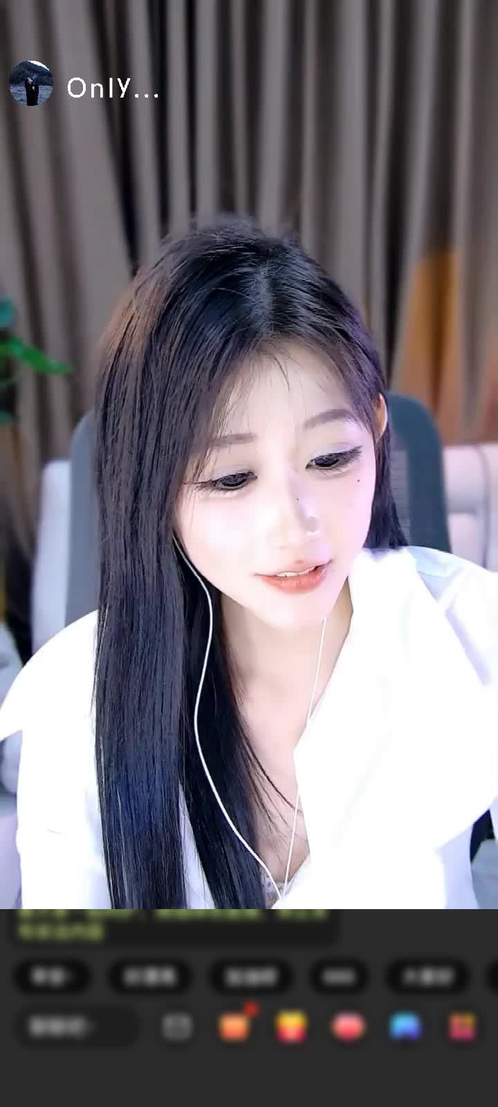 感谢神秘人赠送虎啸山河1个