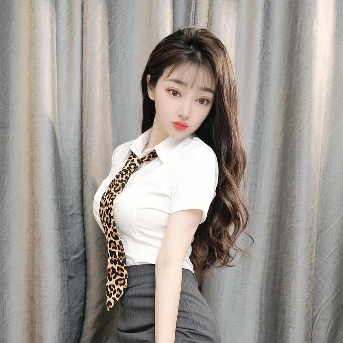 ♥大美梦♥求个百元的直播间